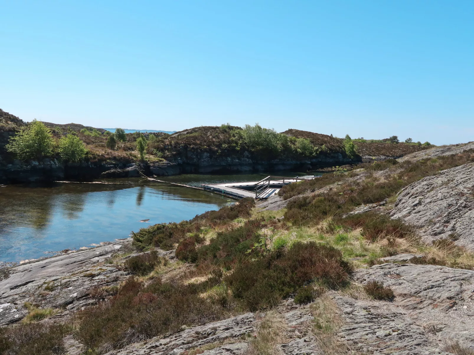 Sjøbuvågen-Outside
