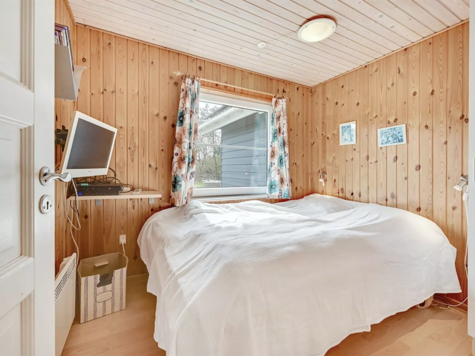 "Ludvig" -  from the sea-Inside