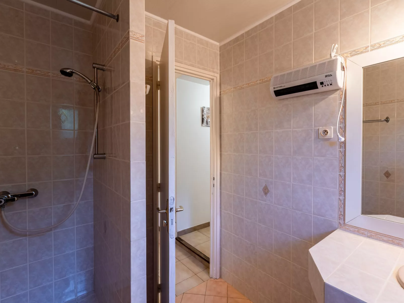 A Casita-Inside