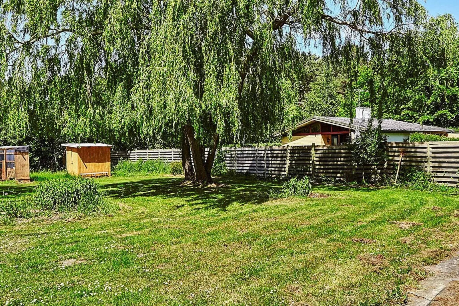 Tranquil Seaside Haven-By Traum-Outdoor