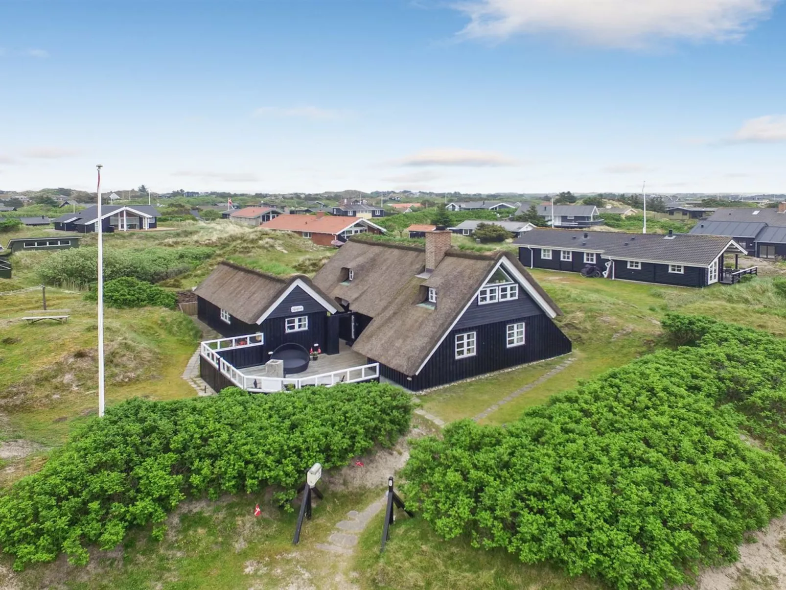 "Christensen" - 100m from the sea-Outside