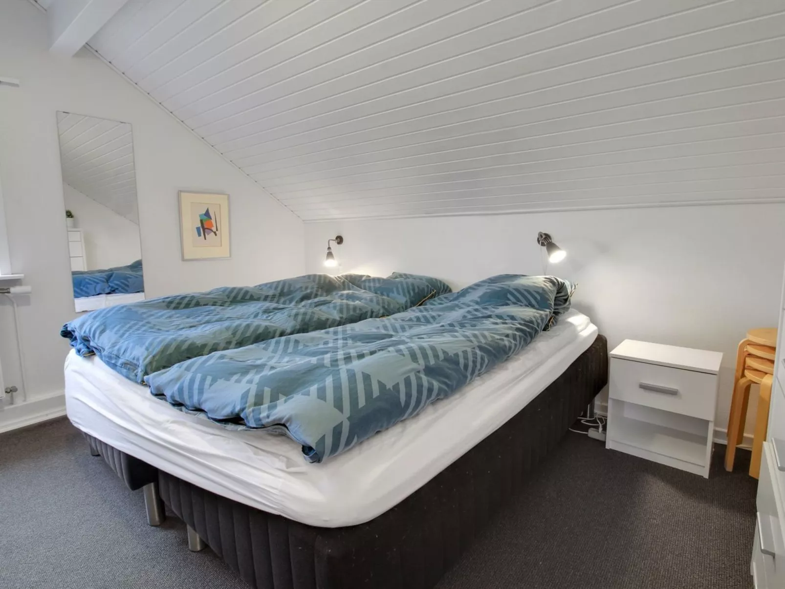 "Aslef" - 2.3km from the sea-Inside