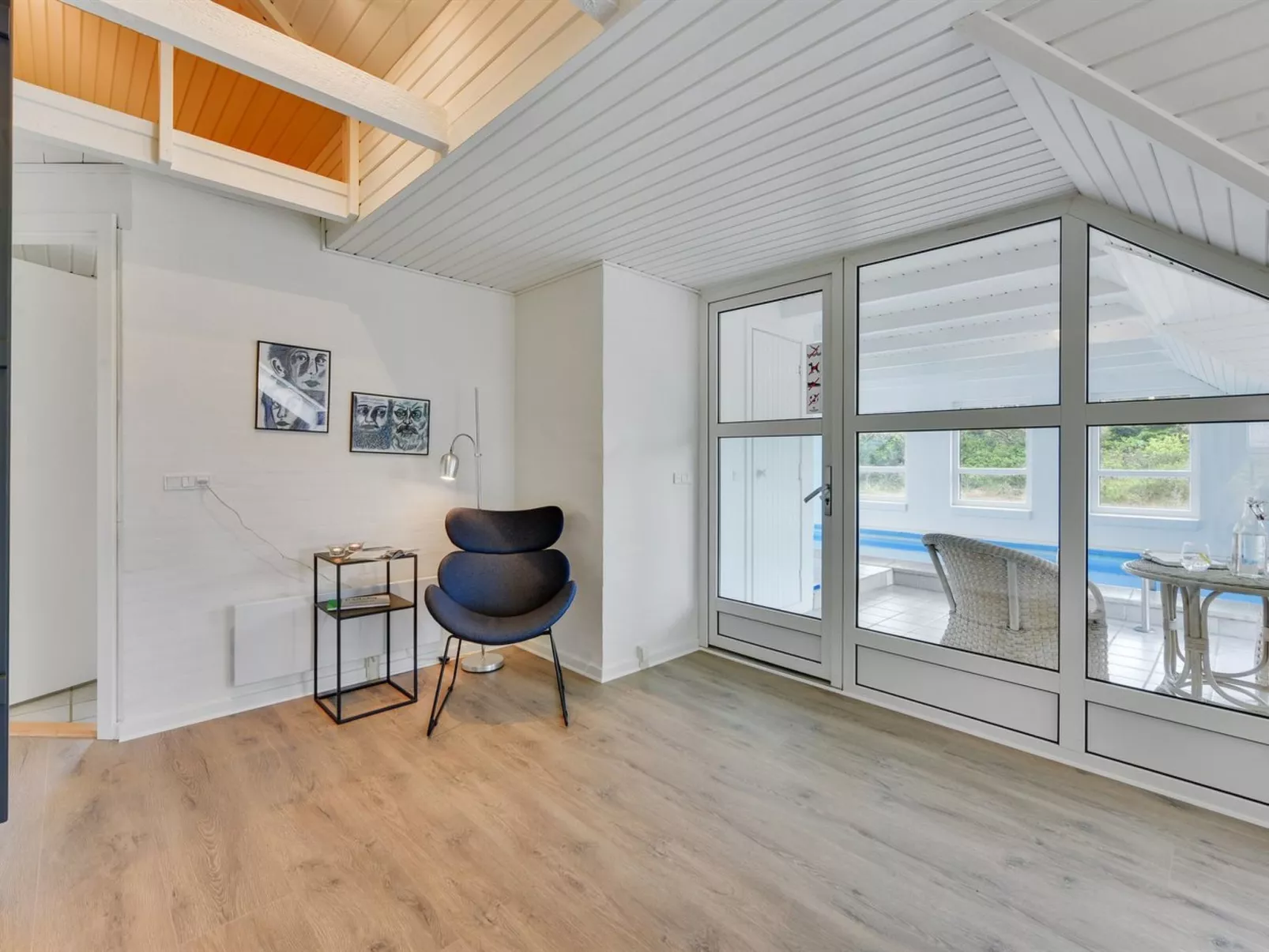 "Ruse" - 500m from the sea-Inside
