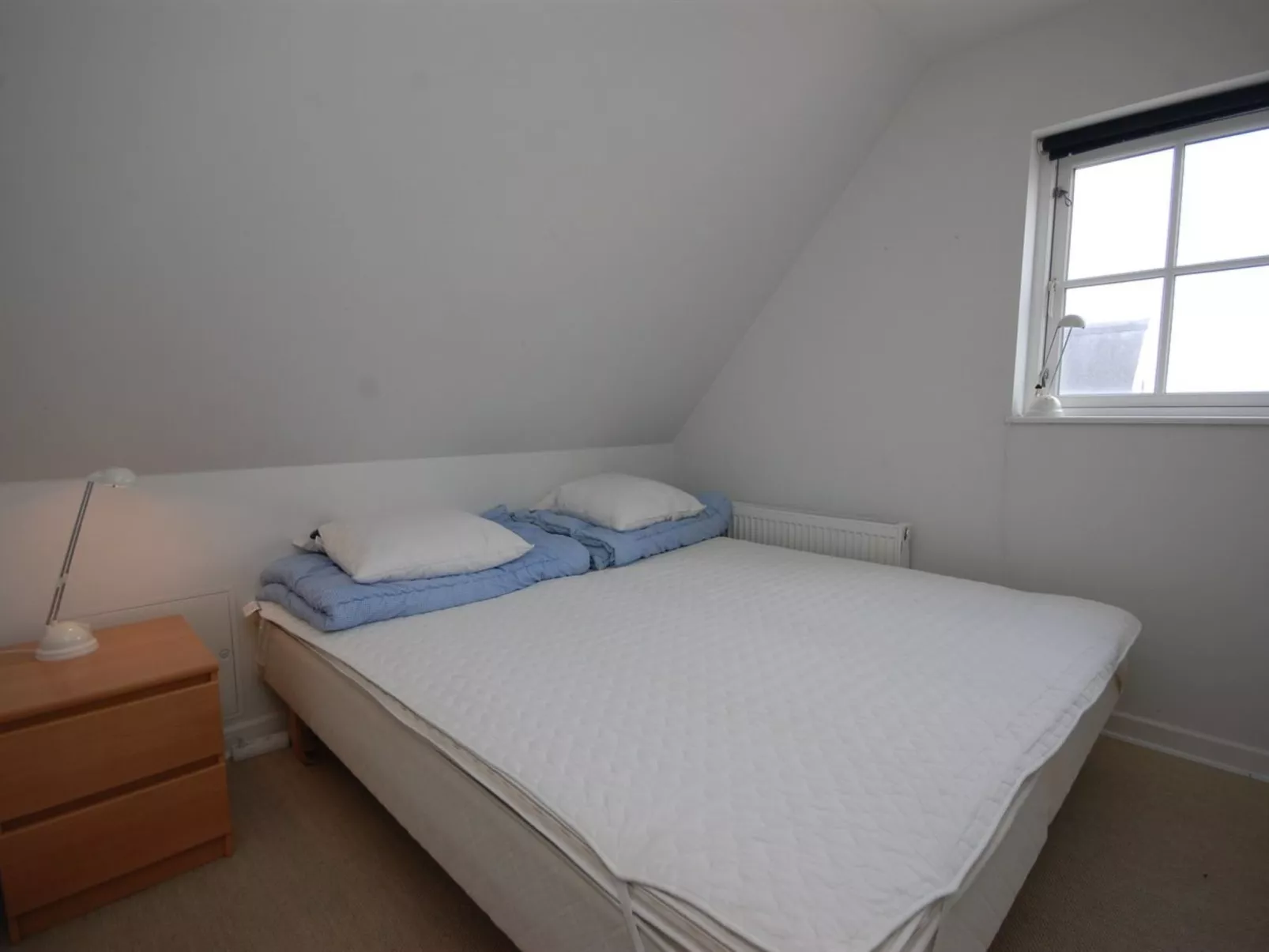 "Alita" - 1.2km from the sea-Inside