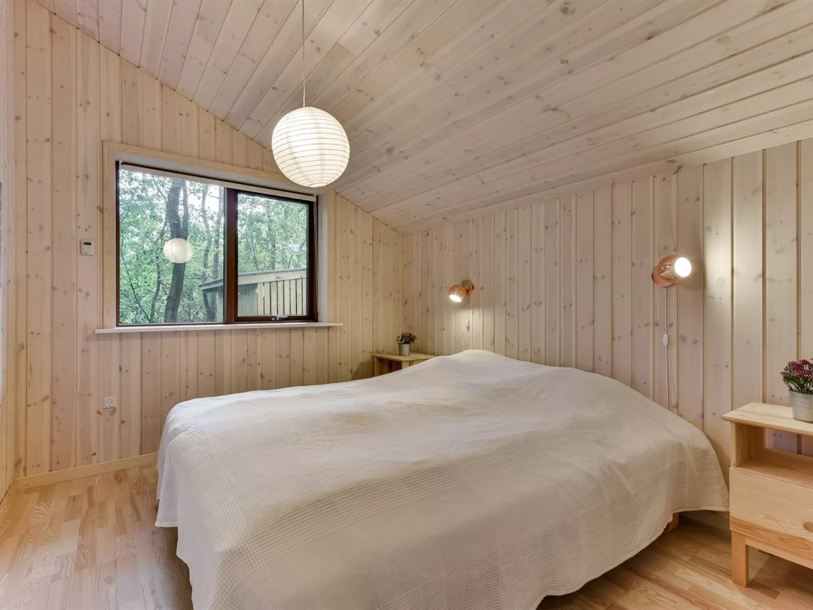 "Nelie" - 40km from the sea-Inside