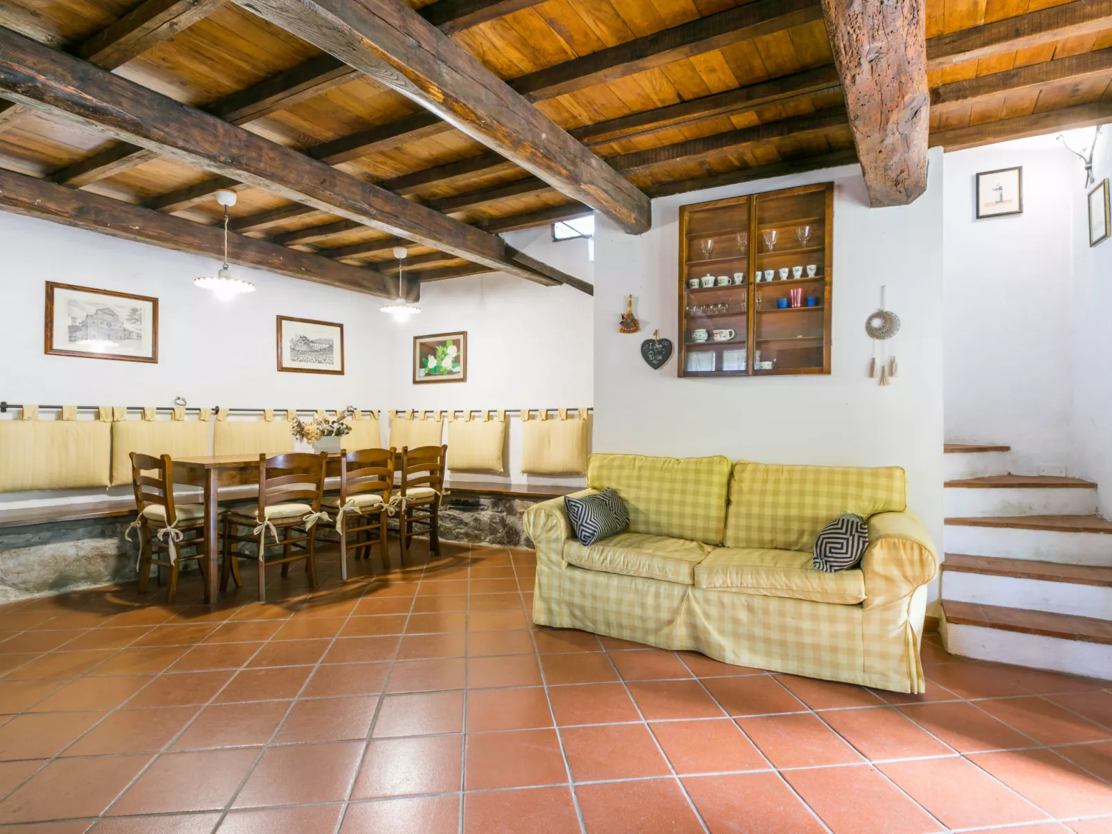 Podere Salcerini-Inside