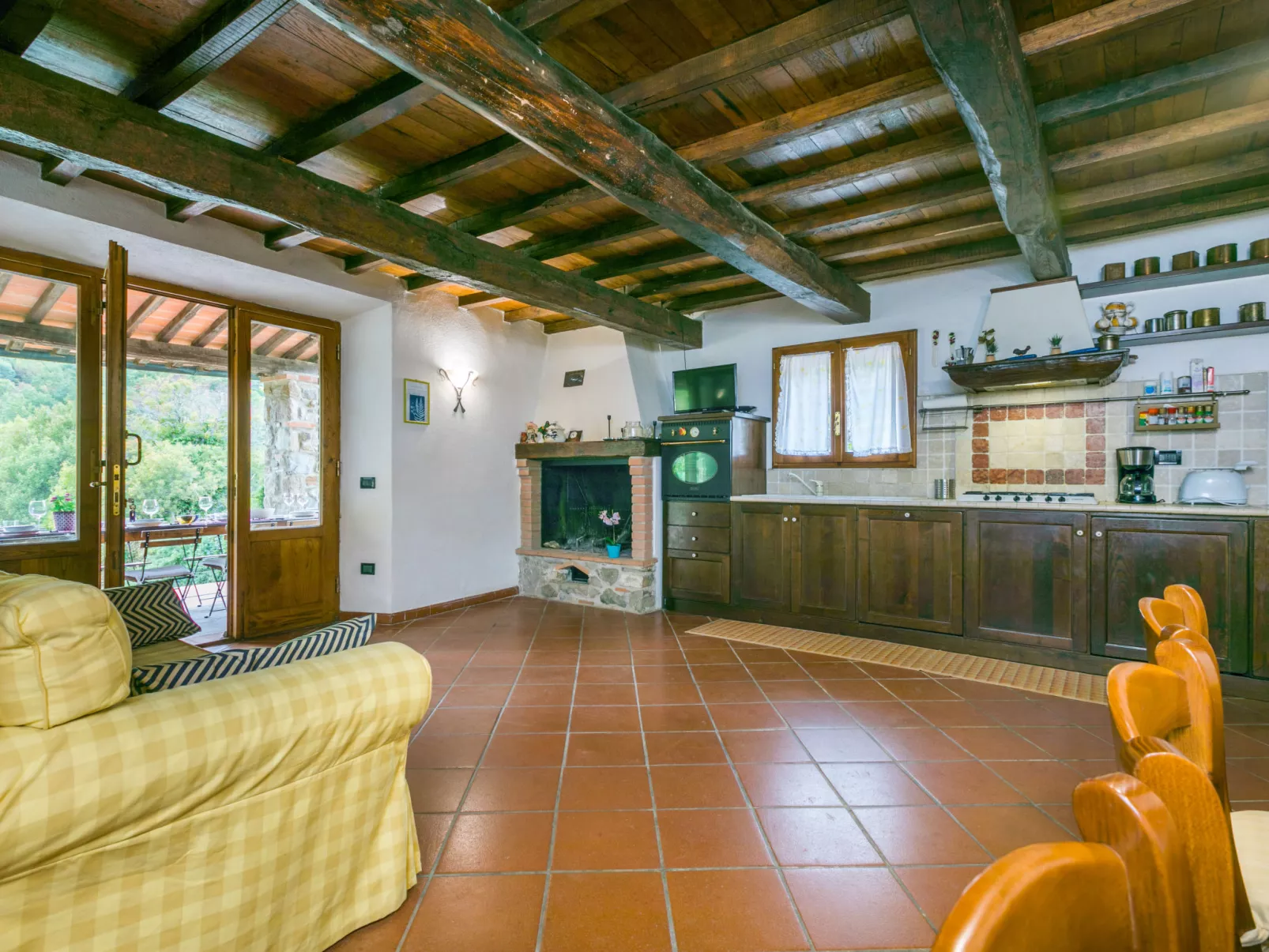 Podere Salcerini-Inside