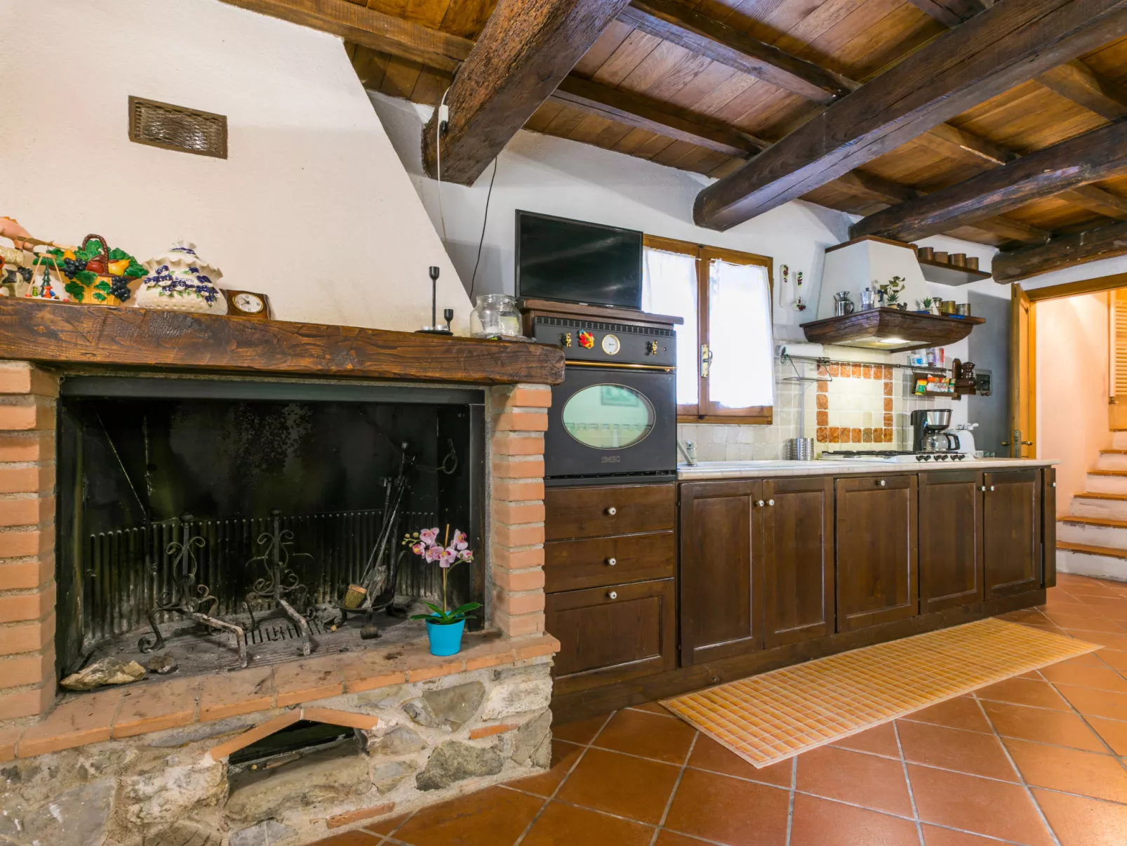 Podere Salcerini-Inside