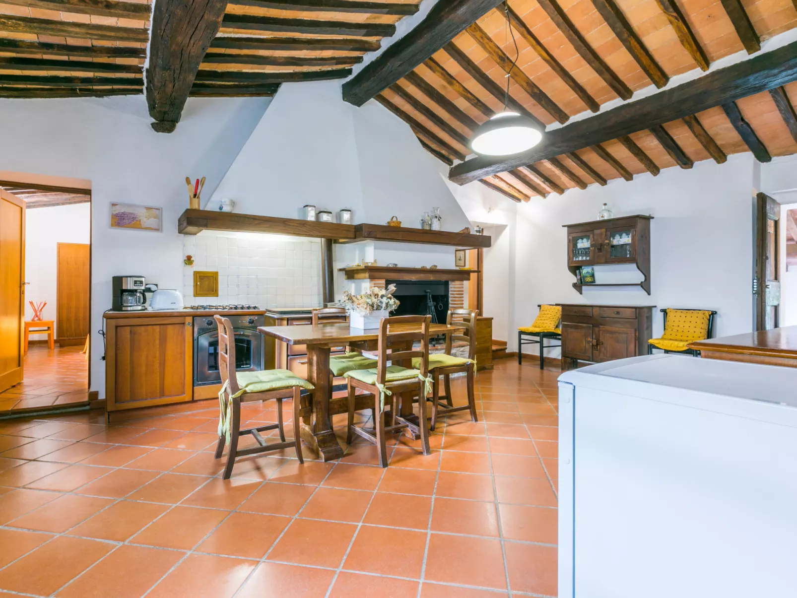 Podere Salcerini-Inside