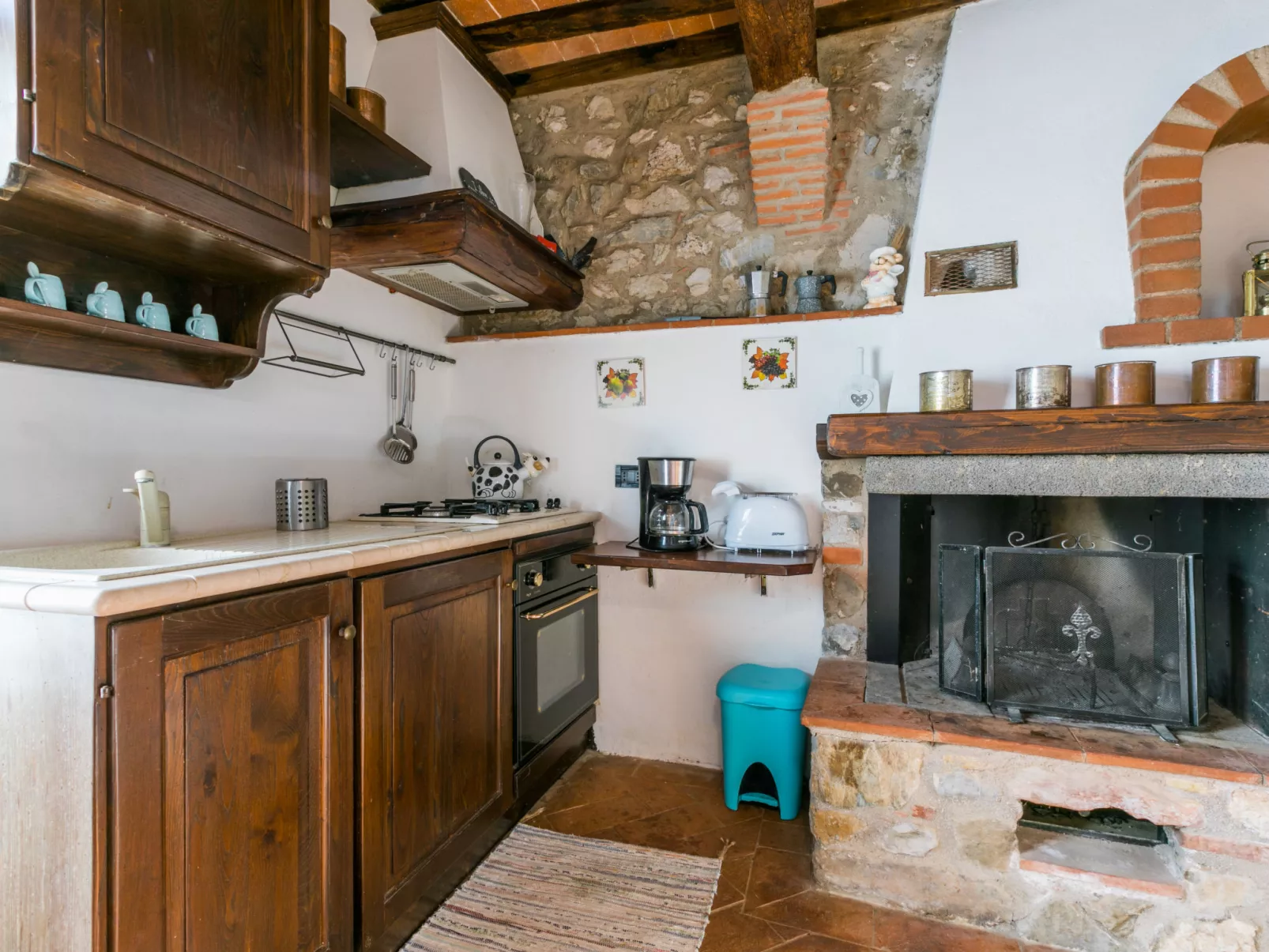 Podere Salcerini-Inside