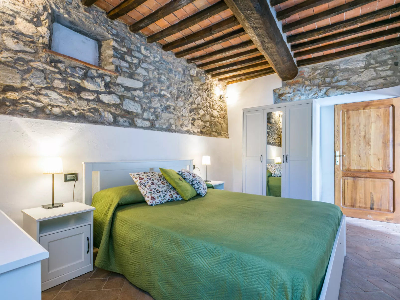 Podere Salcerini-Inside