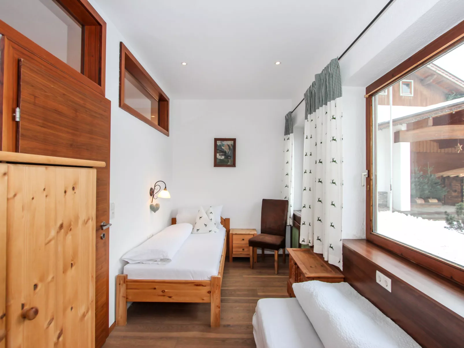 Tyrol-Inside