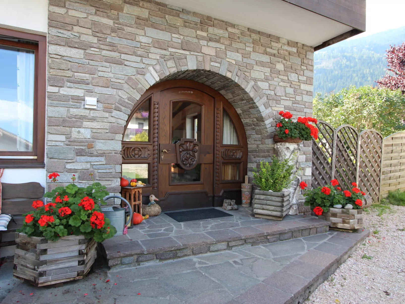 Tyrol-Outside