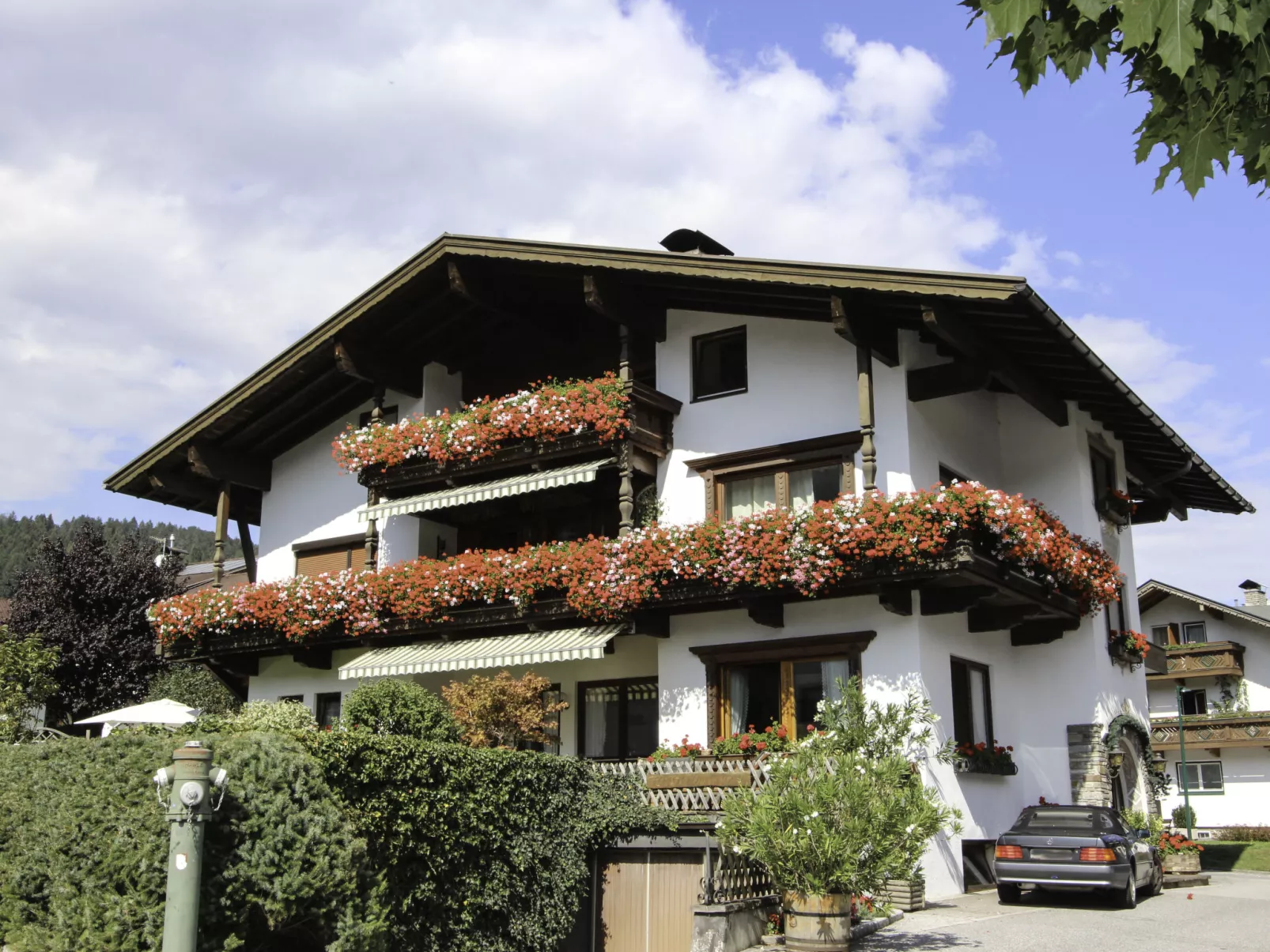Tyrol-Outside