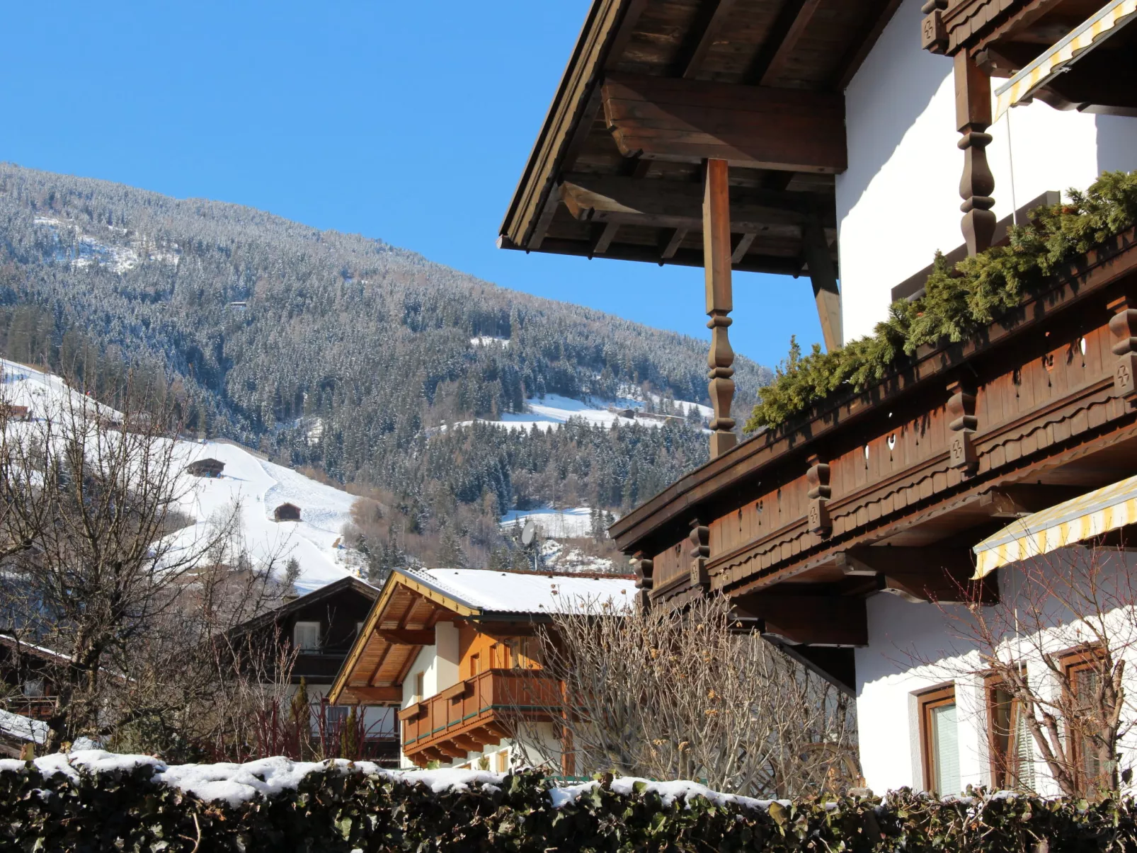 Tyrol-Outside