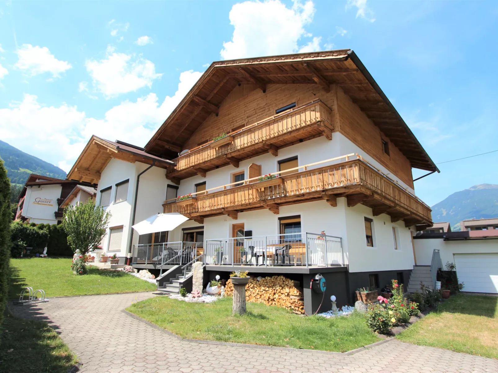 Schweiberer-Outside