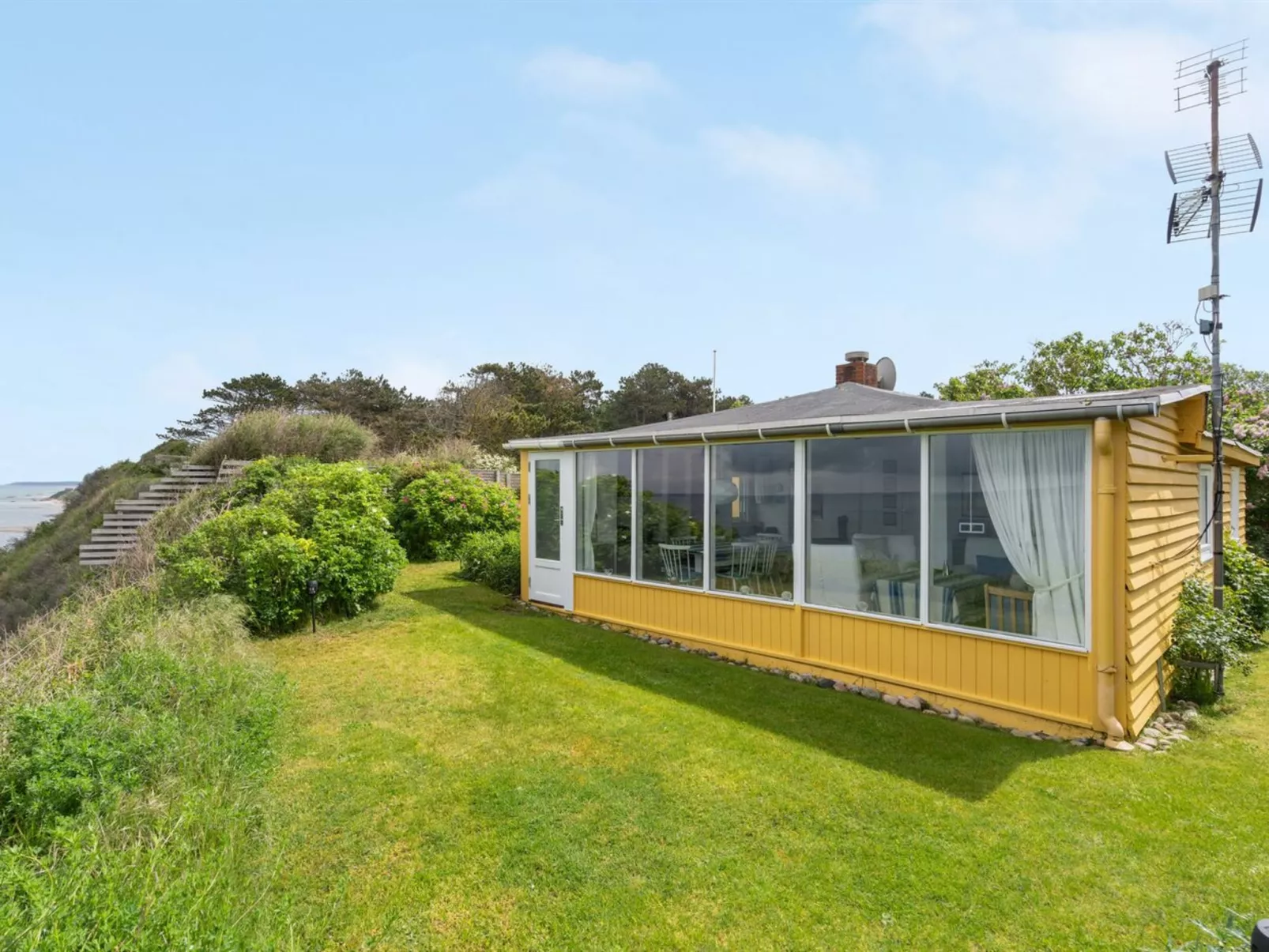 "Orwik" - 30m from the sea-Outside