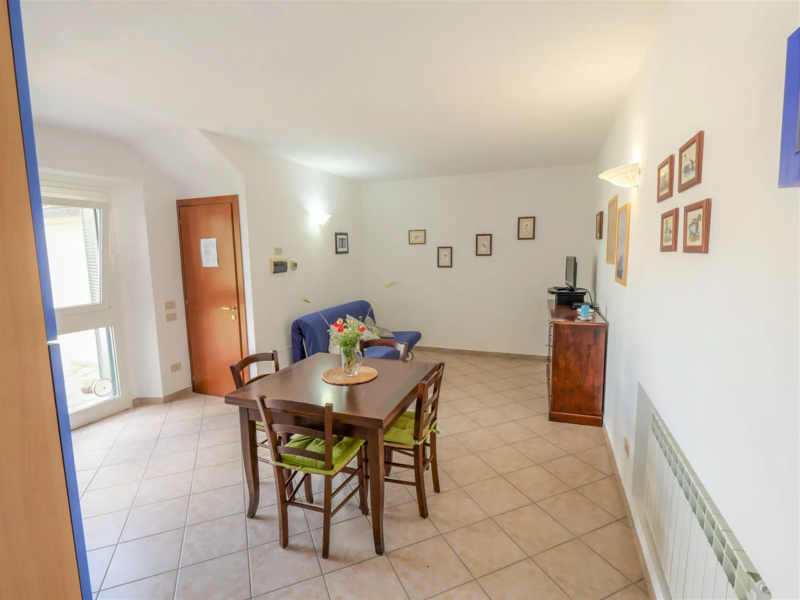 Cellina - Baia degli Ulivi-Inside