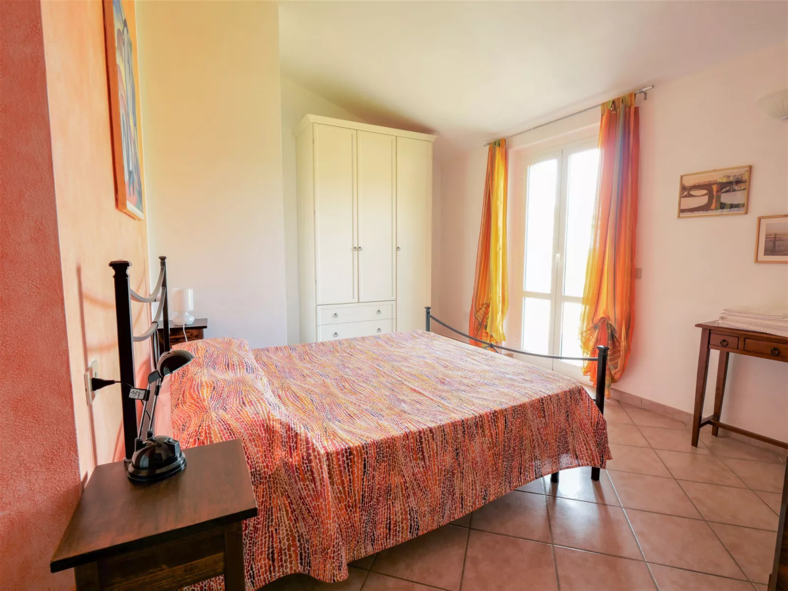 Cellina - Baia degli Ulivi-Inside