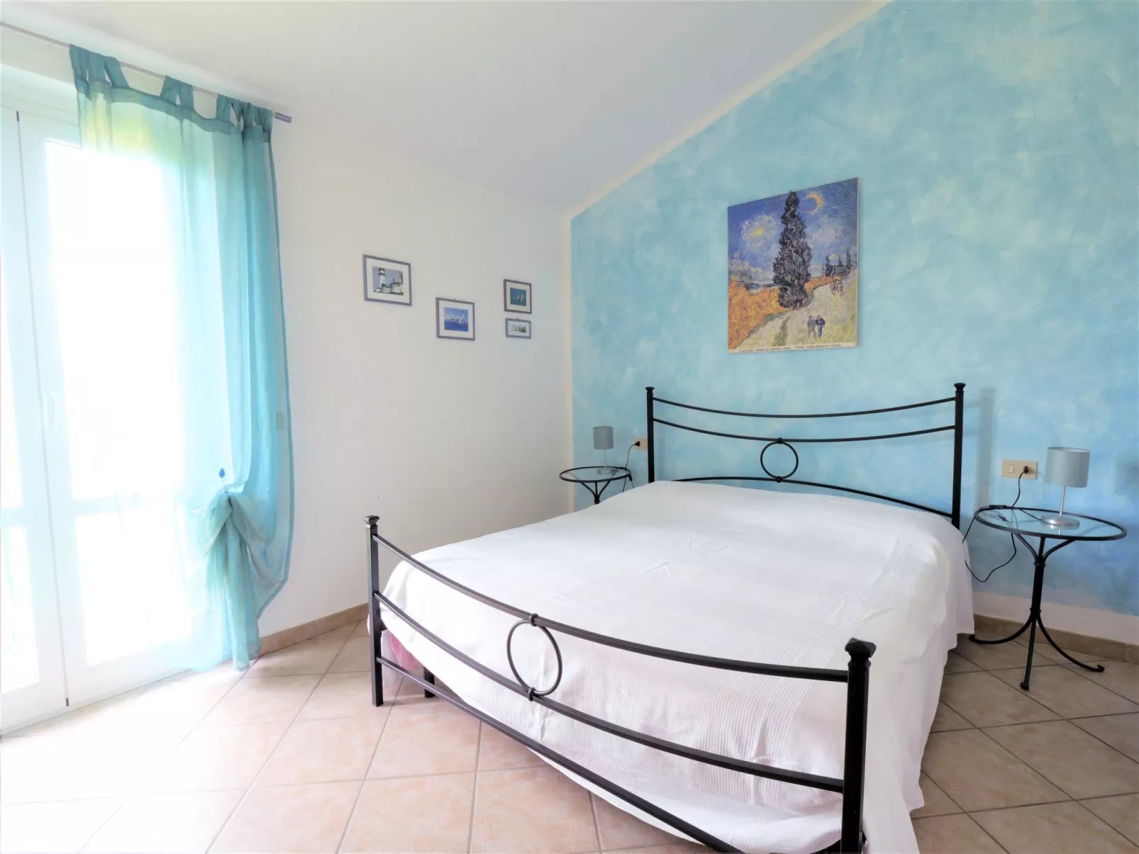 Cellina - Baia degli Ulivi-Inside