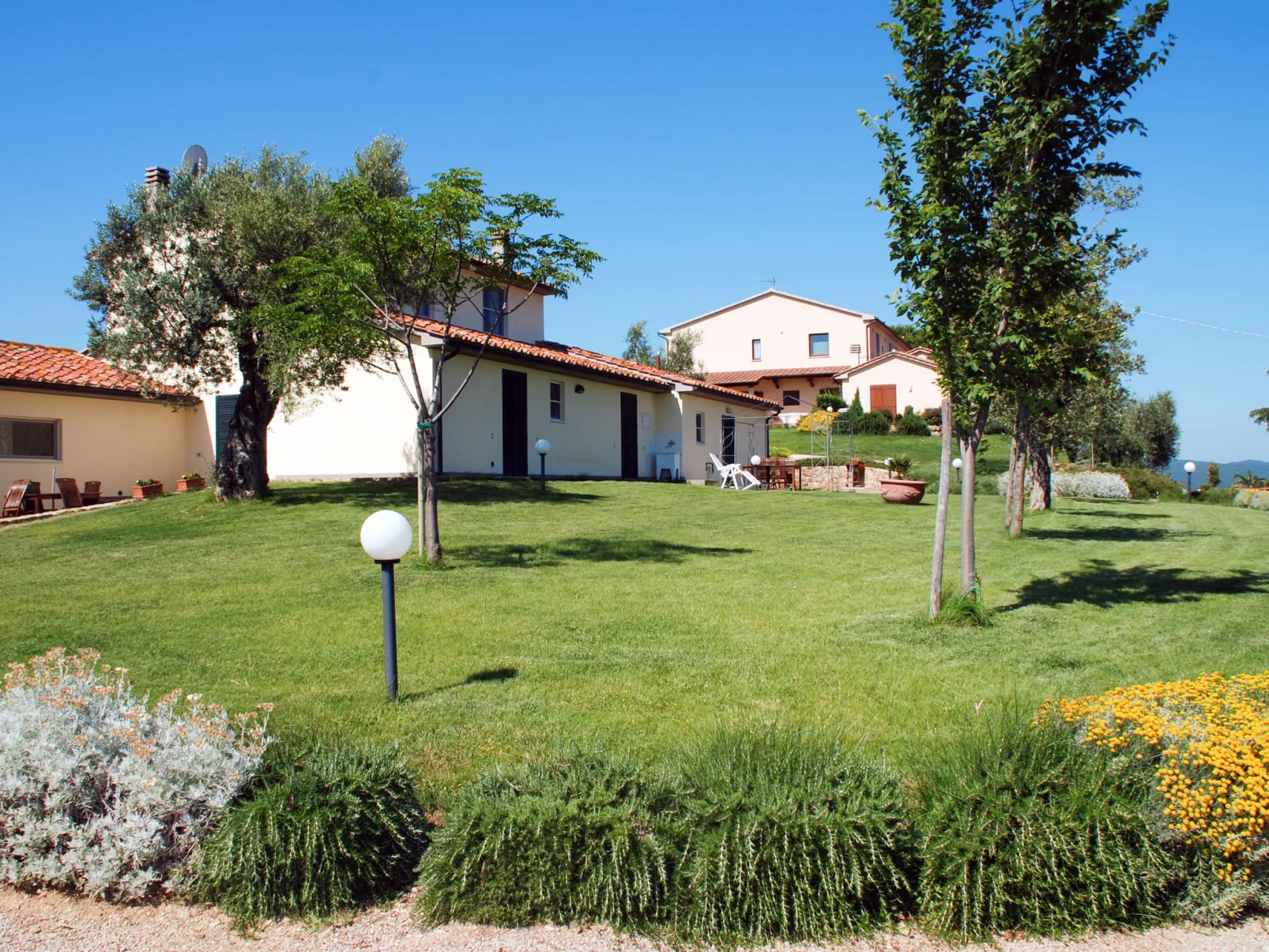 Cellina - Baia degli Ulivi-Outside