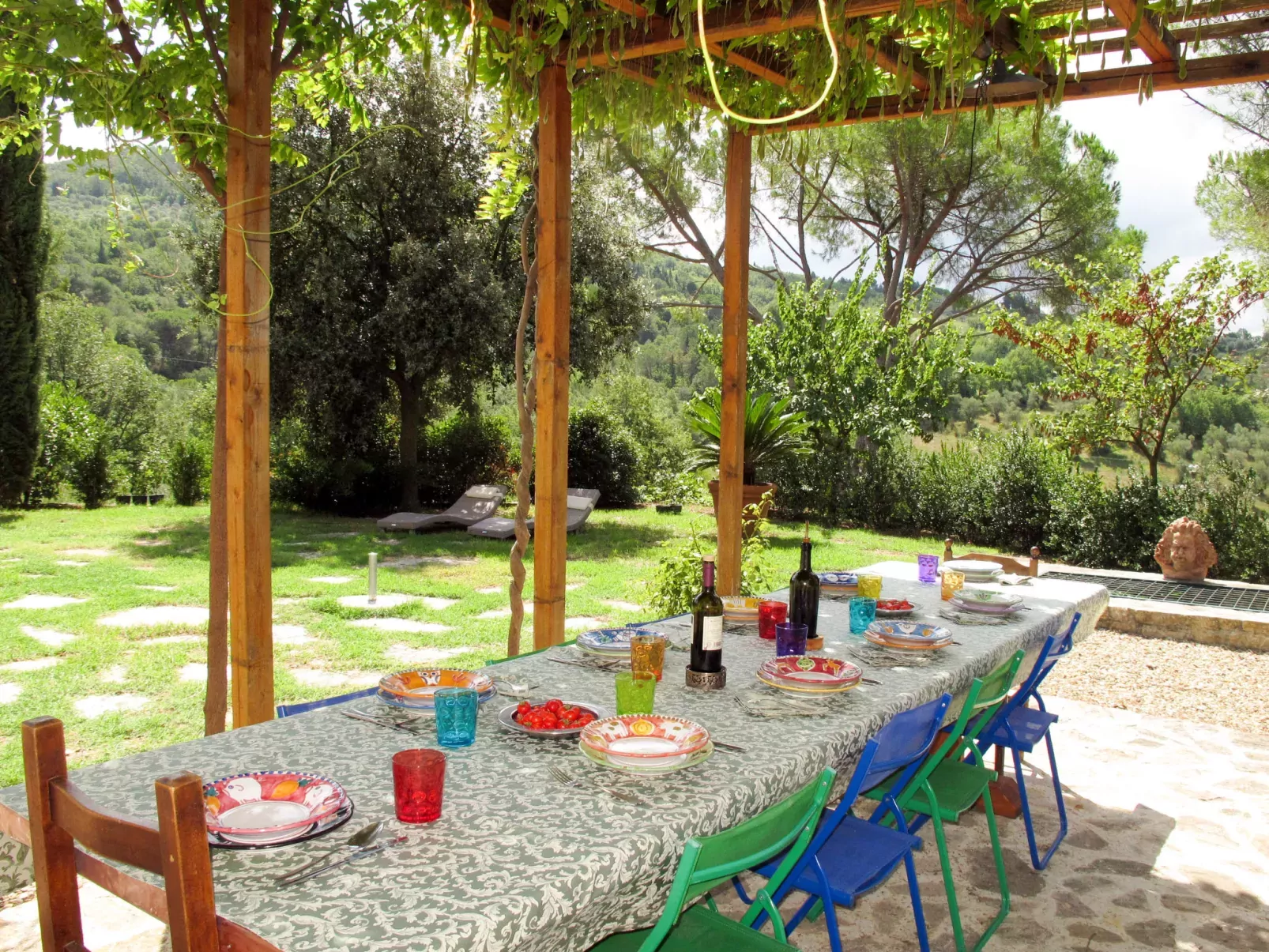 Policleto-Outside