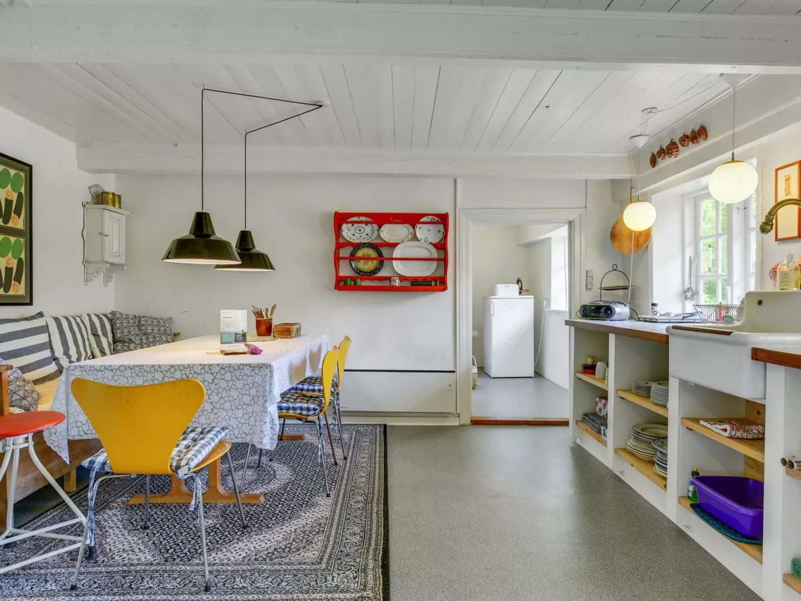 "Thorarin" - 25km from the sea-Inside