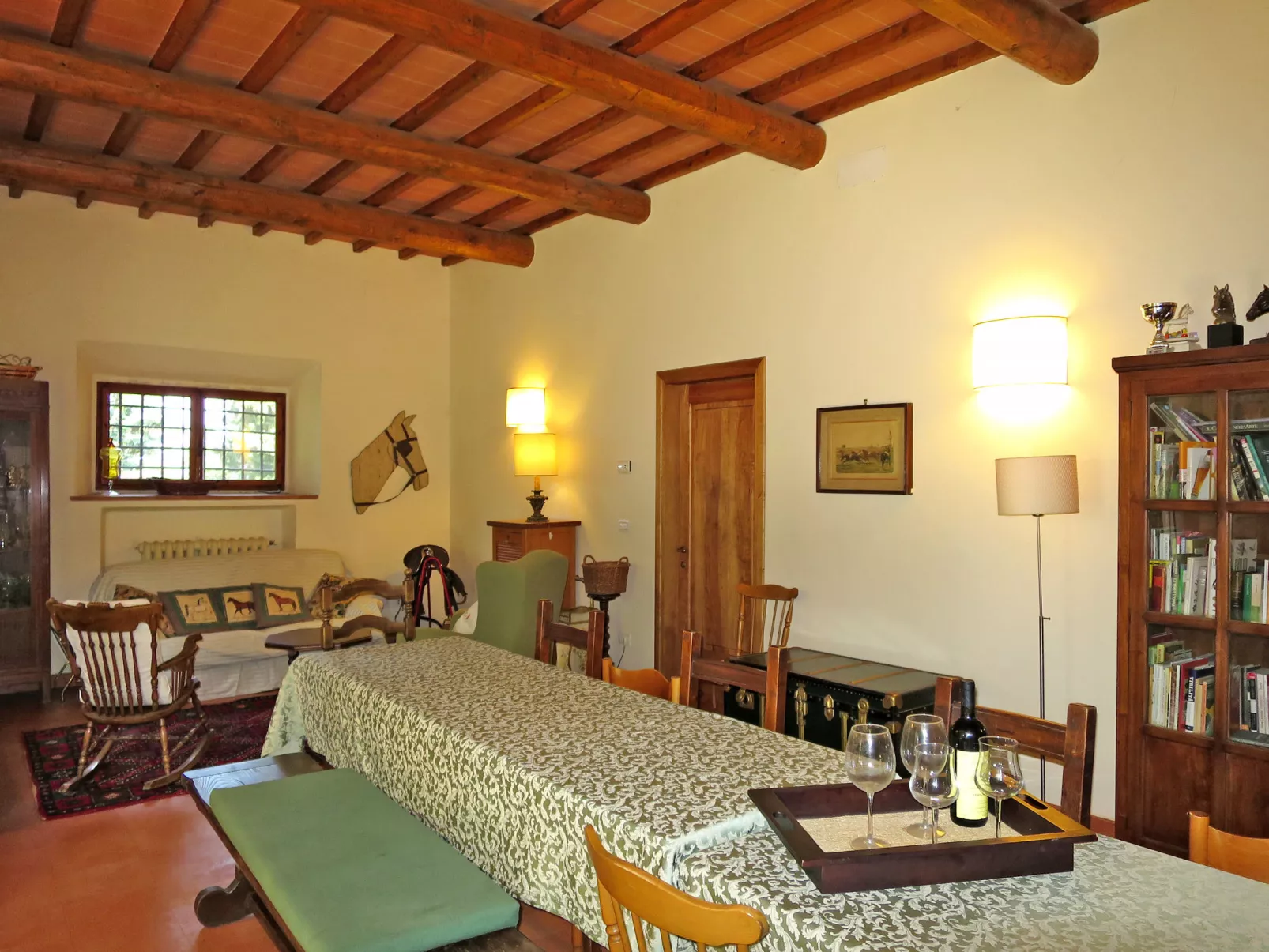 Policleto-Inside