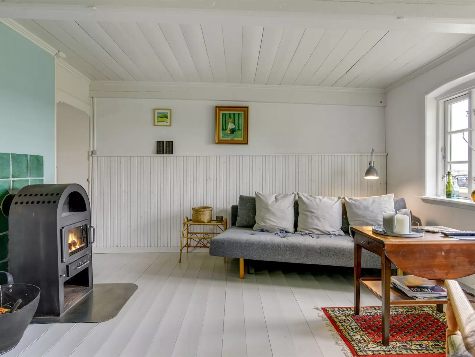 "Thorarin" - 25km from the sea-Inside