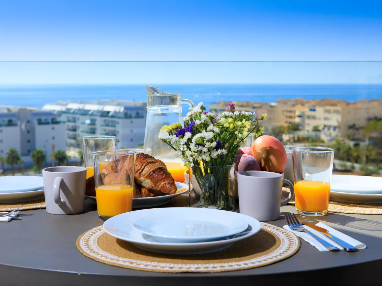 Marinsa Beach, Sea View/Roof terrace-Inside