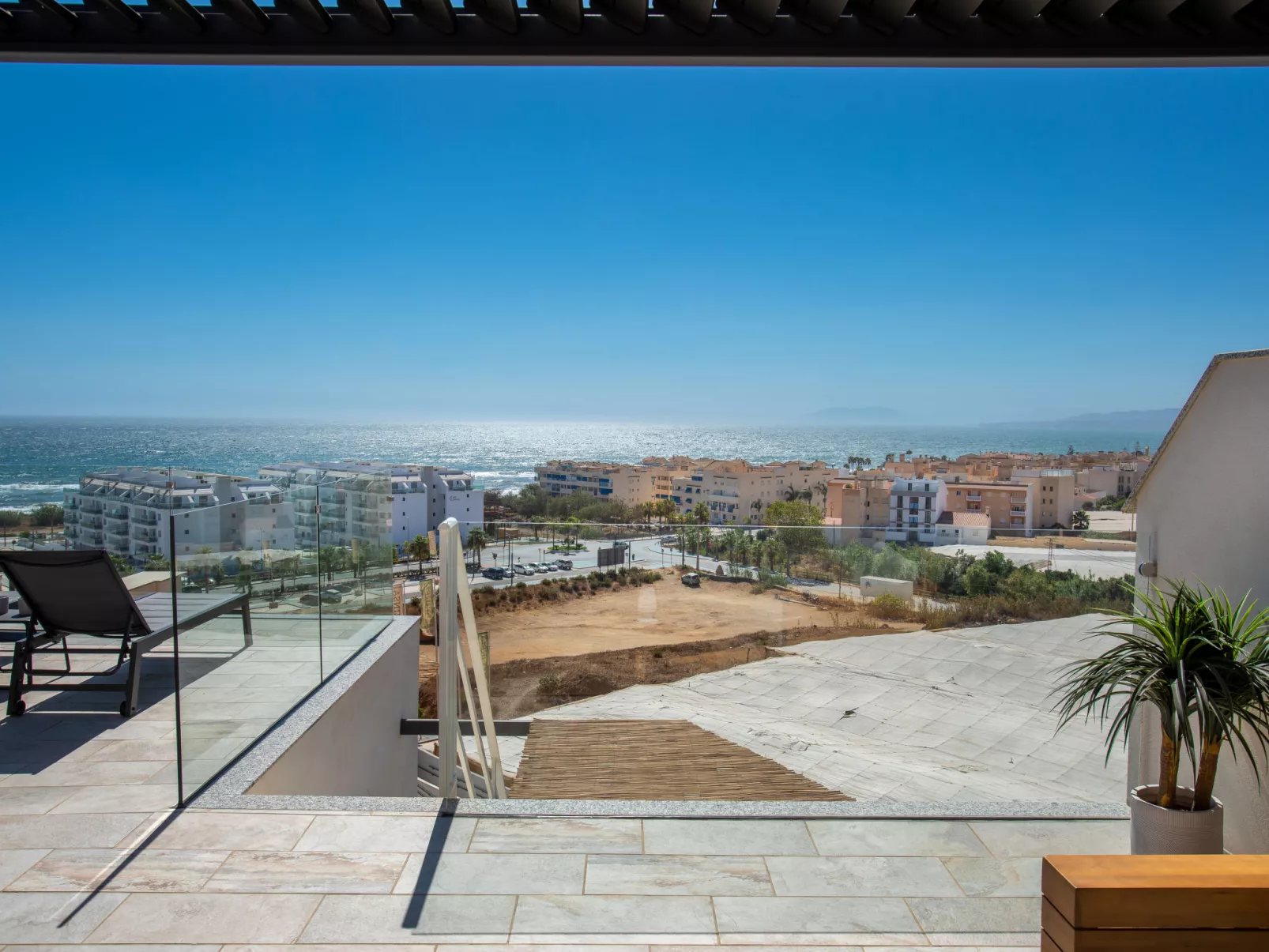 Marinsa Beach, Sea View/Roof terrace-Outside