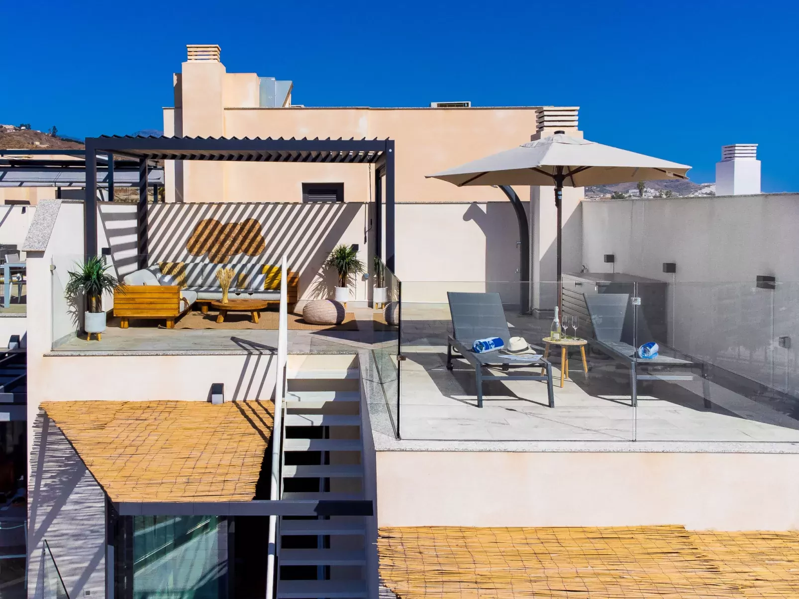 Marinsa Beach, Sea View/Roof terrace-Outside