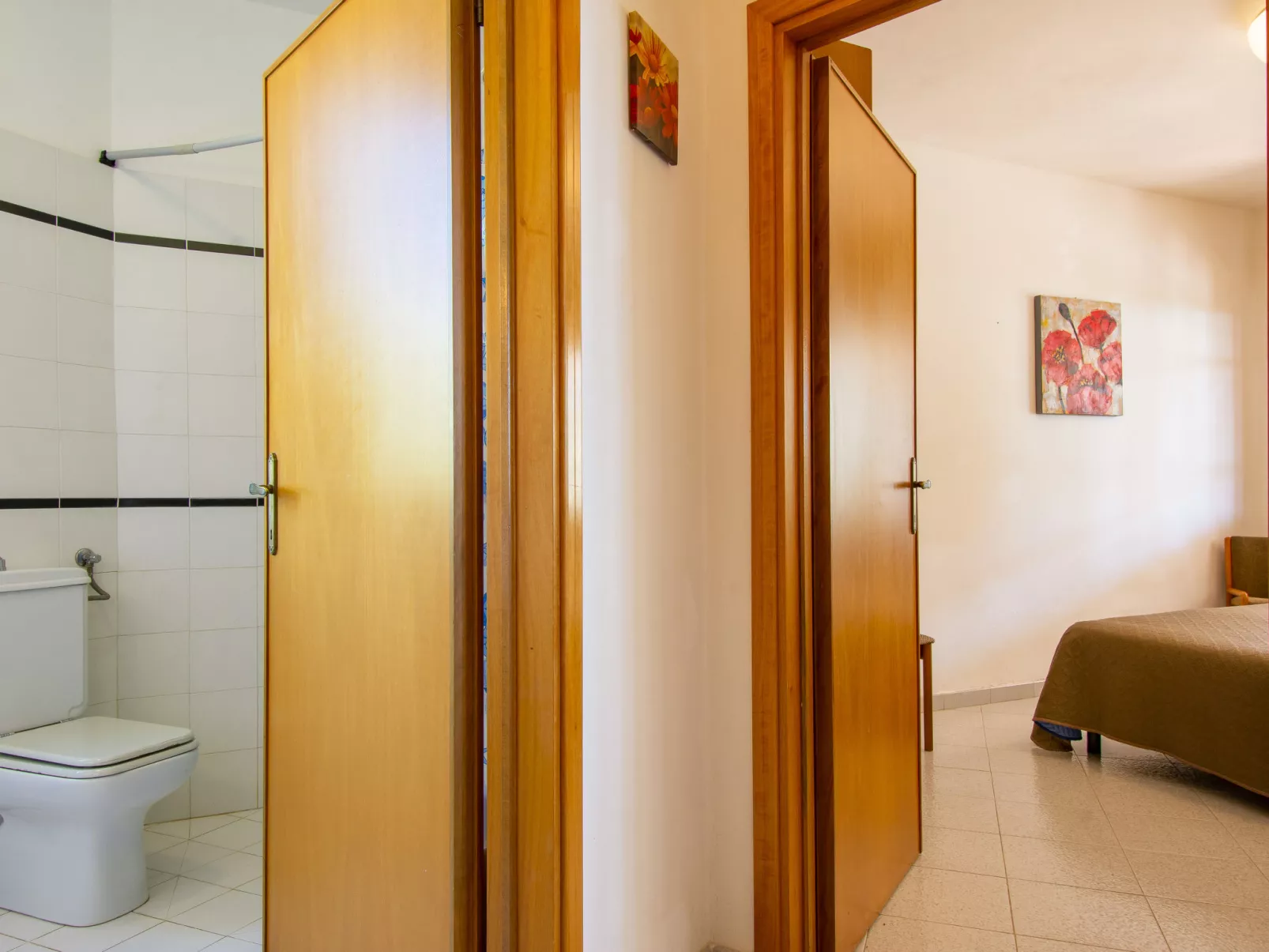 Montaleo 1-Inside