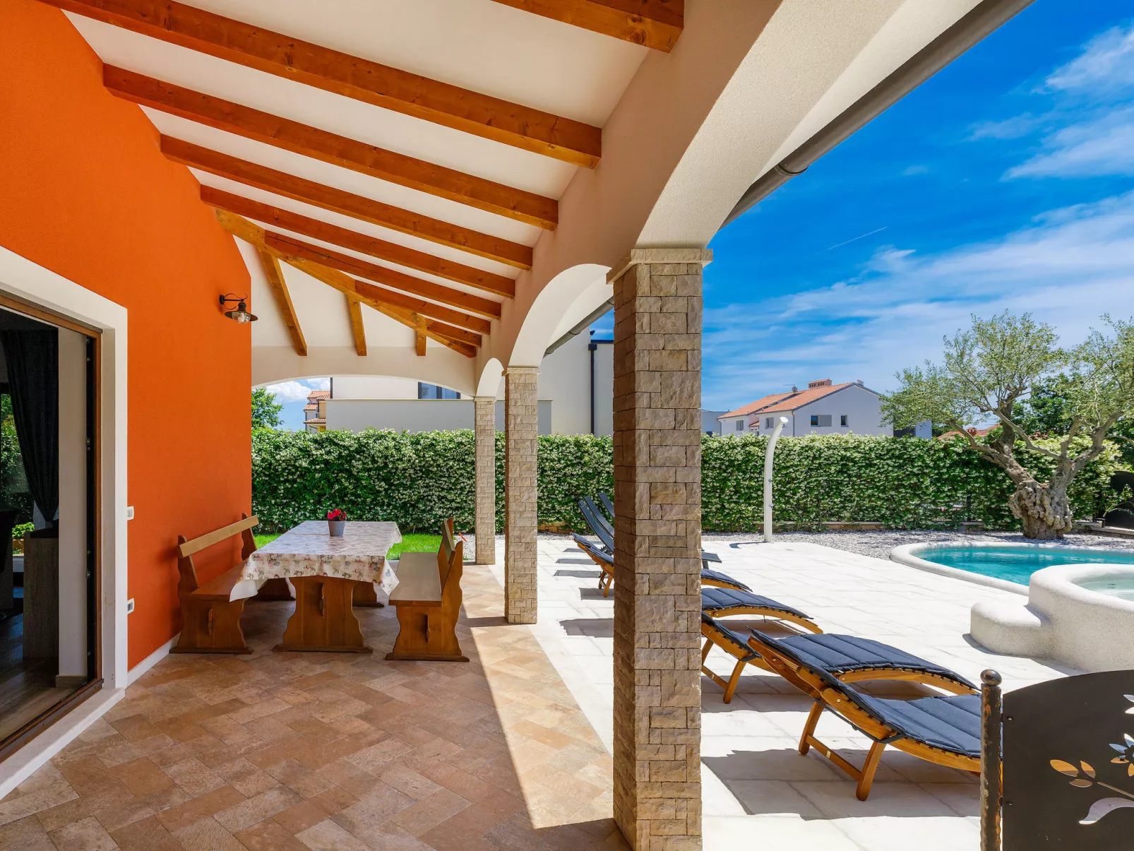Villa Amaii-Outside