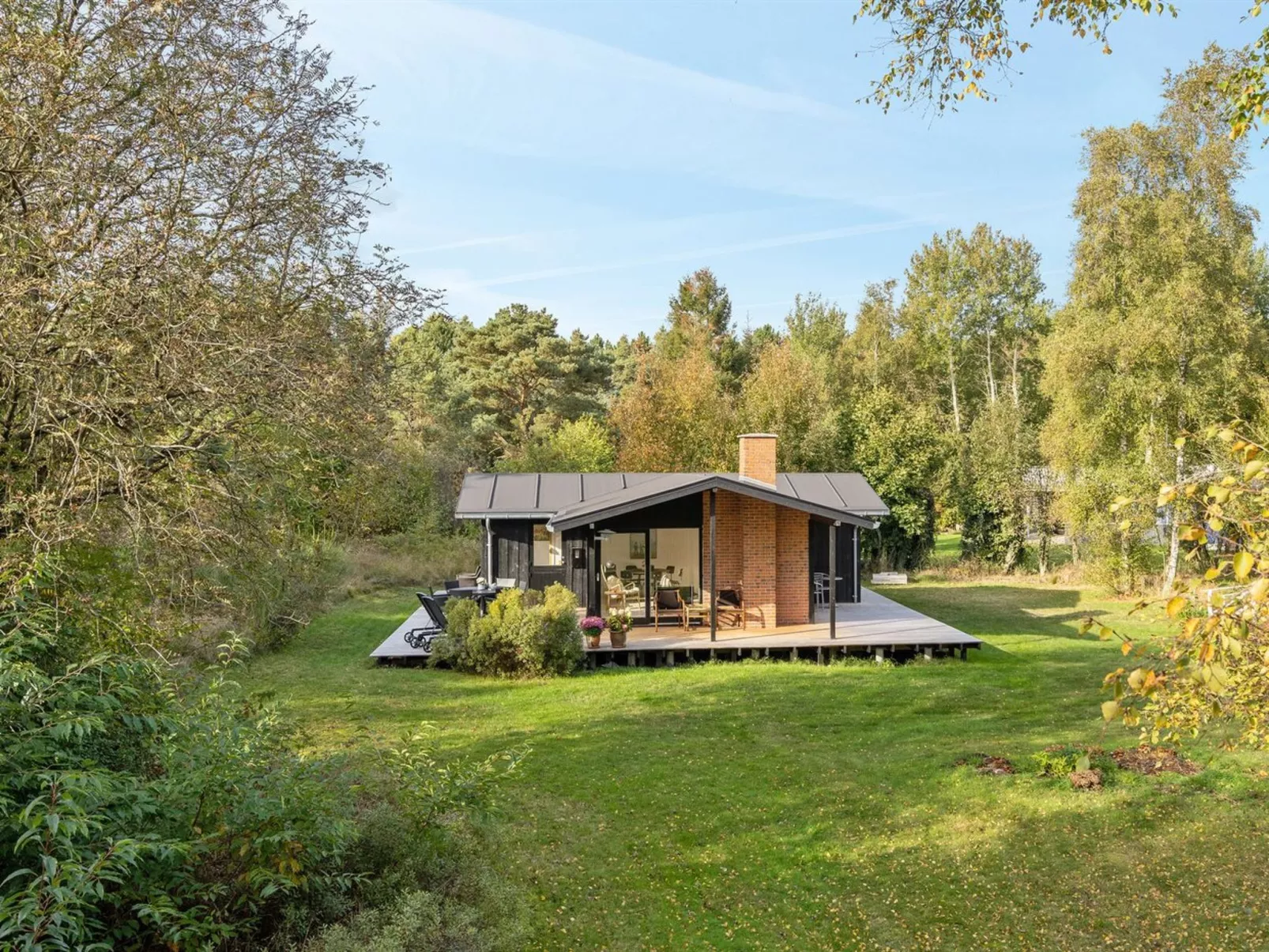 "Skjold" - 600m from the sea
