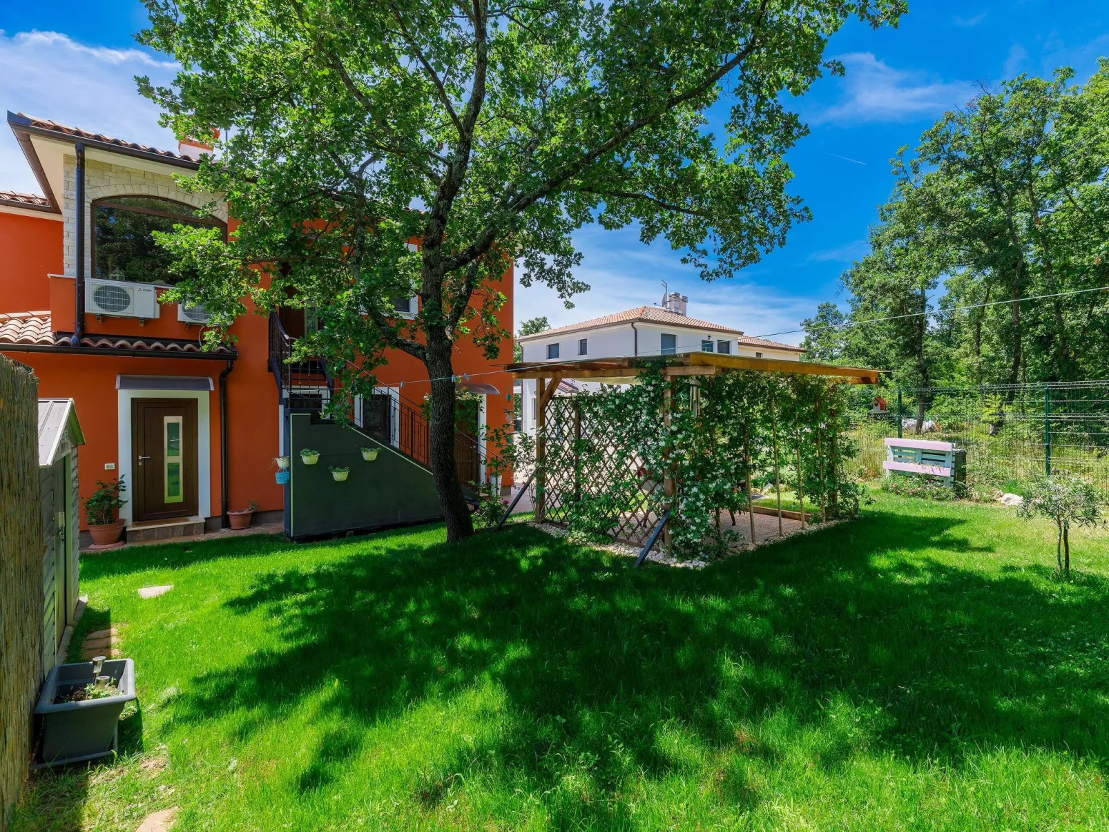 Villa Amaii-Outside