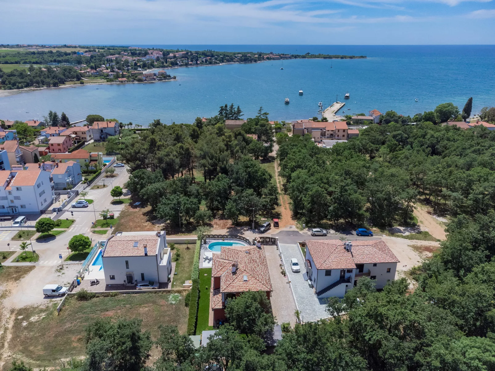 Villa Amaii-Outside