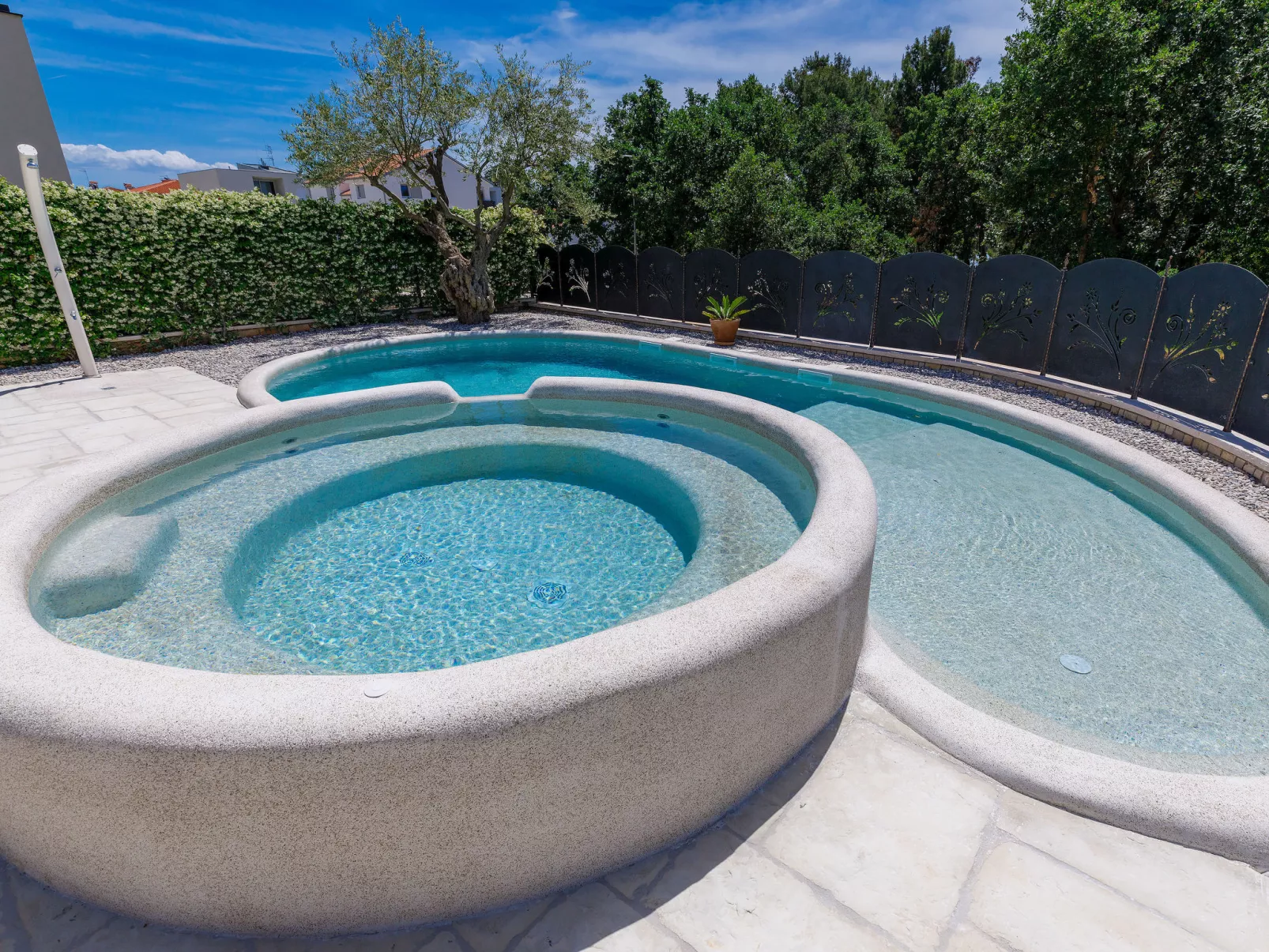 Villa Amaii-Outside
