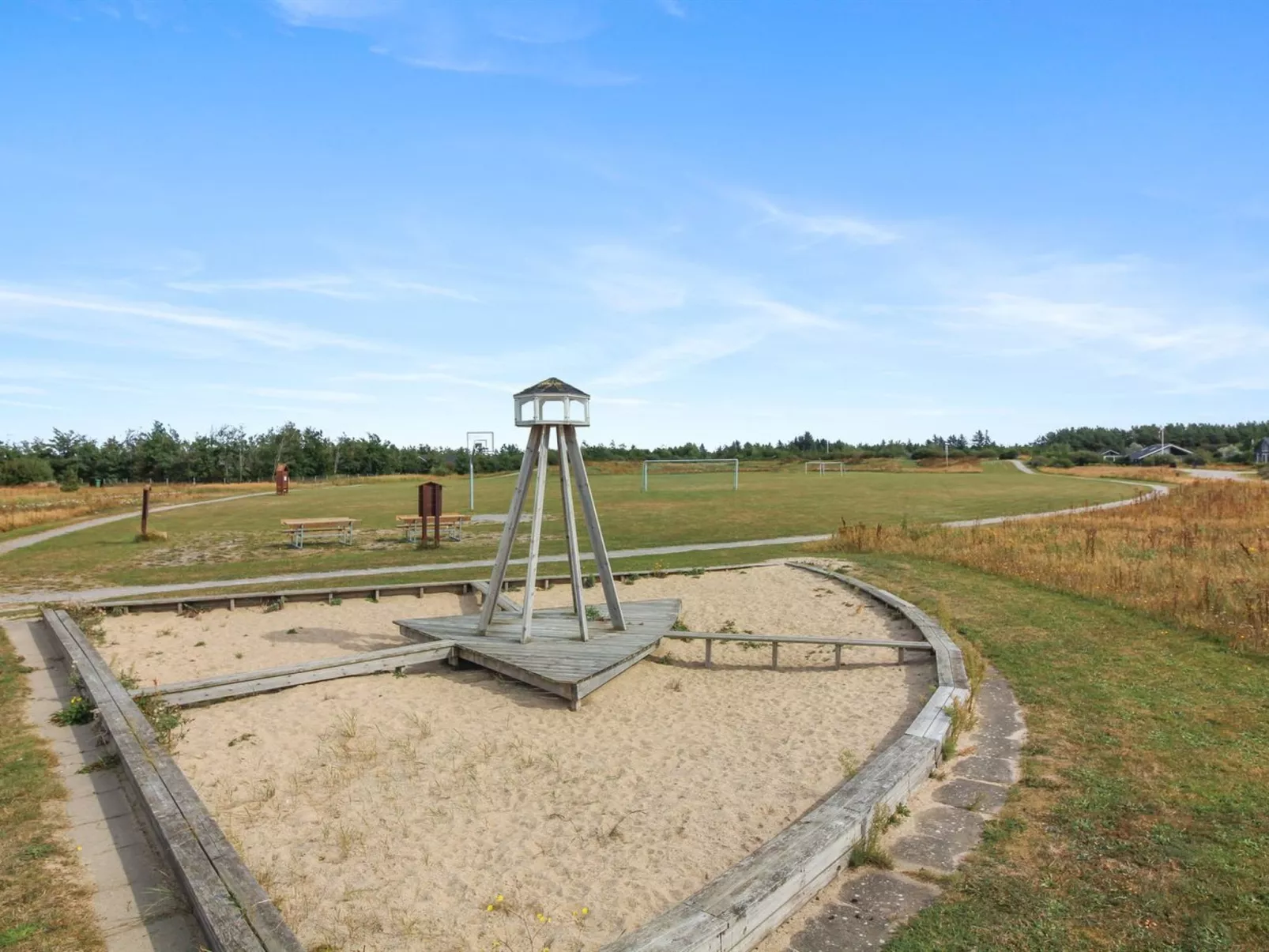 "Dorithea" - 3.5km from the sea-Drinnen