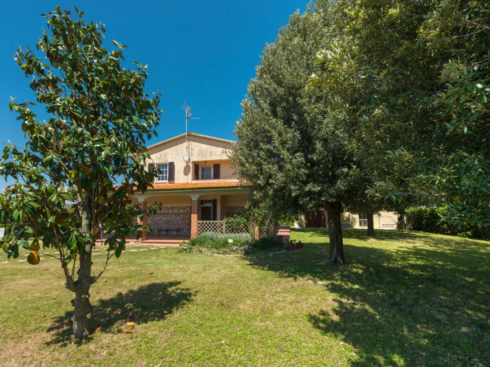 Podere Chiocciolaia-Outside