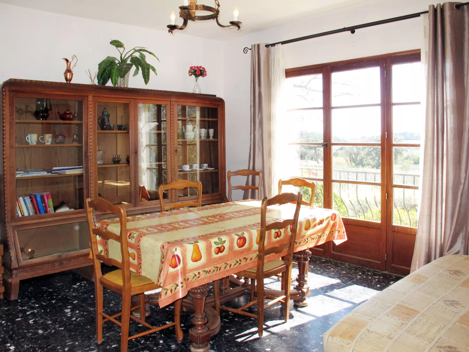 Villa Marenco-Inside