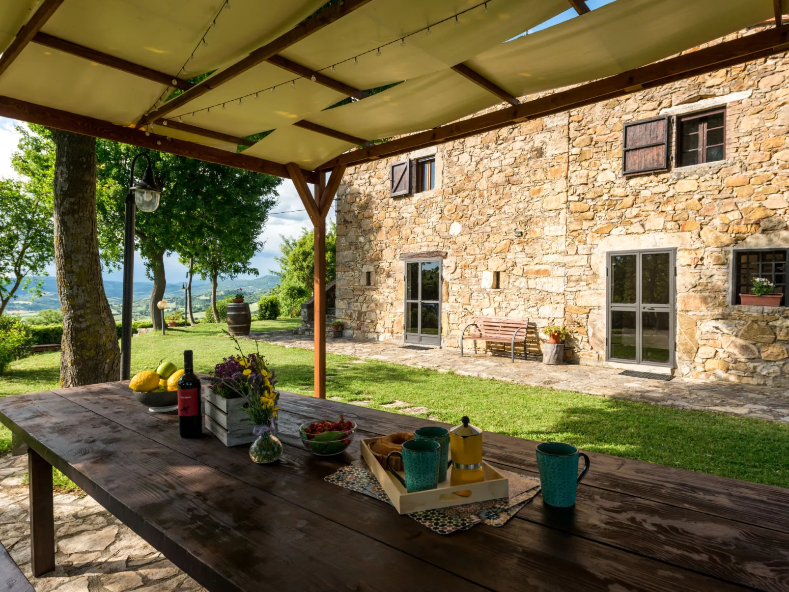 Montecavallo-Outside