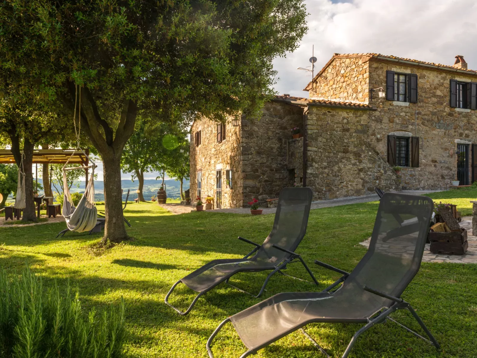 Montecavallo-Outside