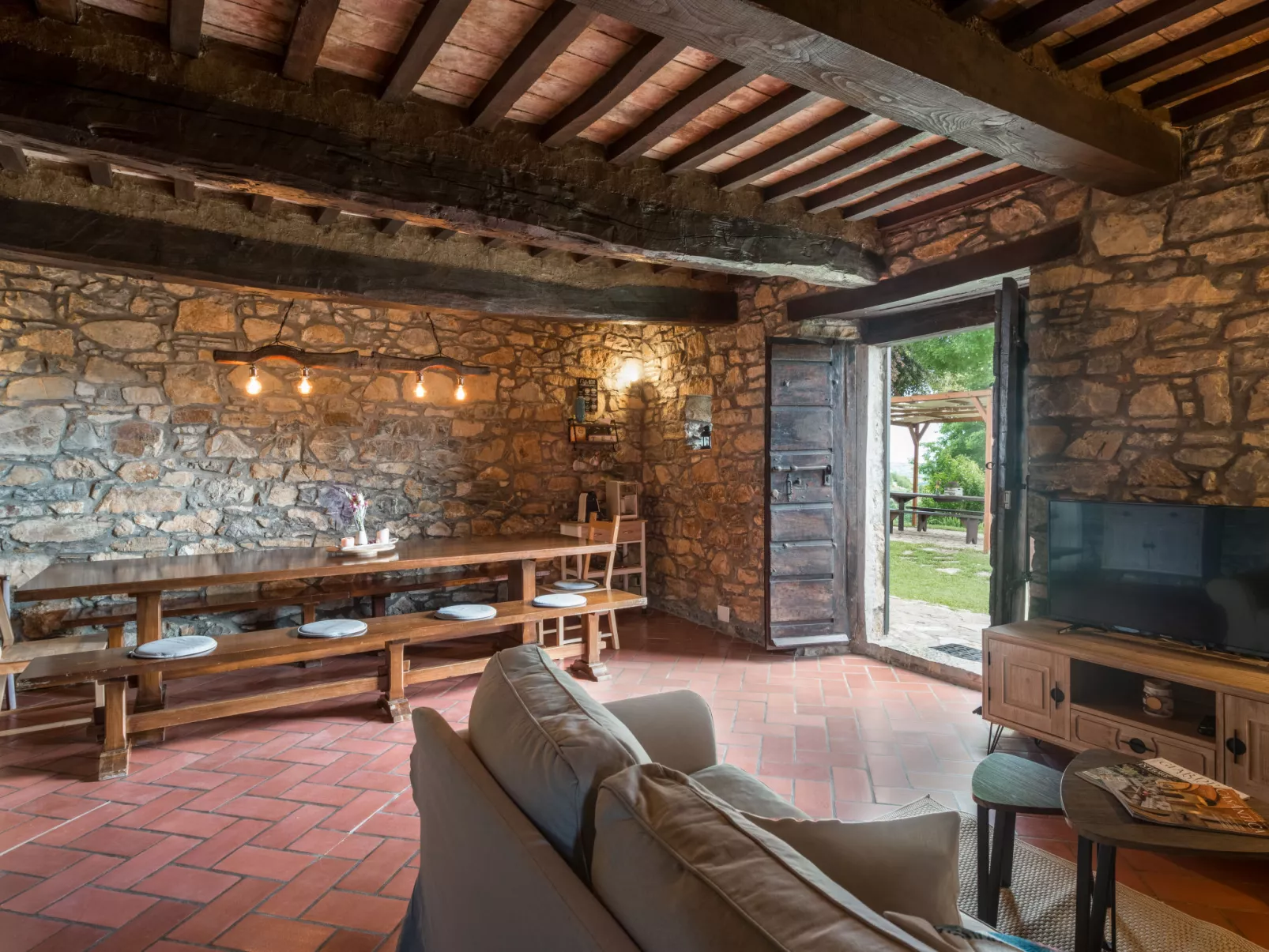 Montecavallo-Inside