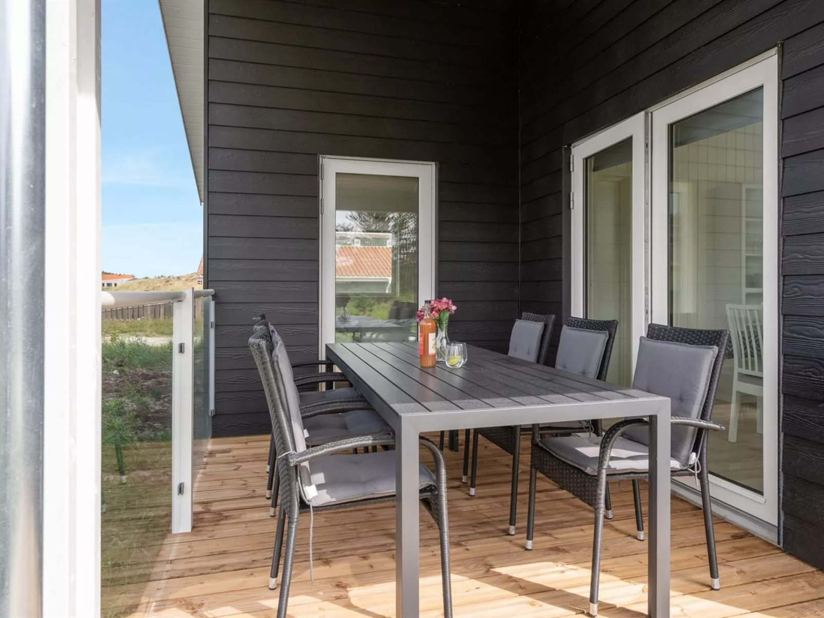 "Raakel" - 950m from the sea-Outside