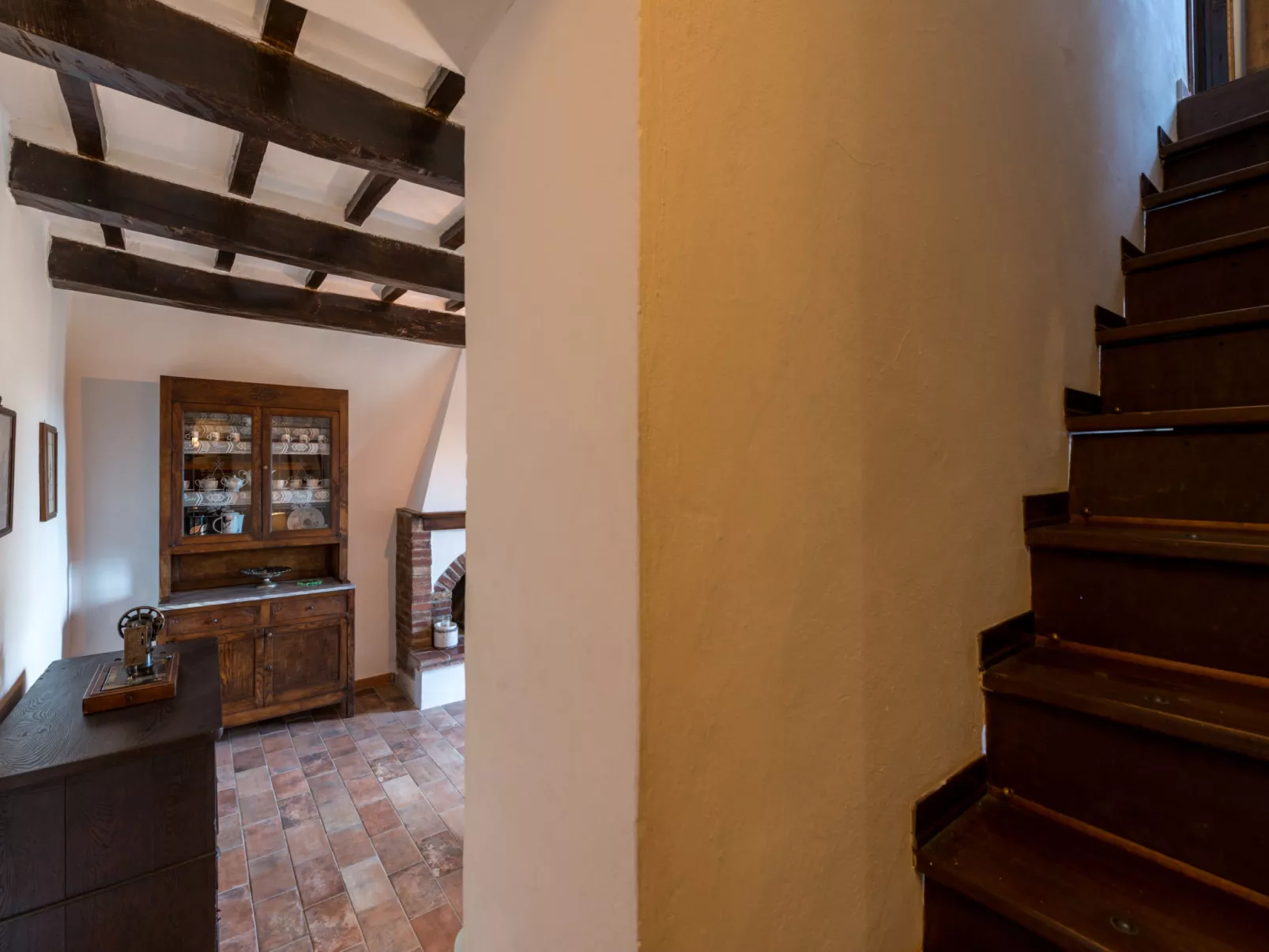 Montecavallo-Inside