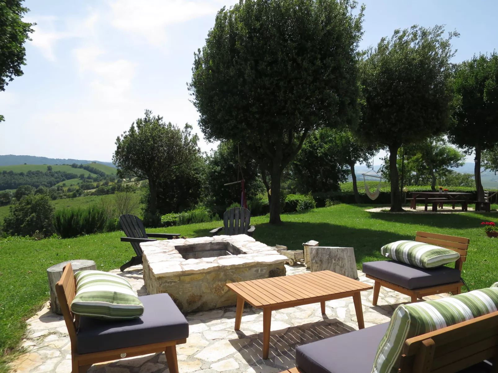 Montecavallo-Outside