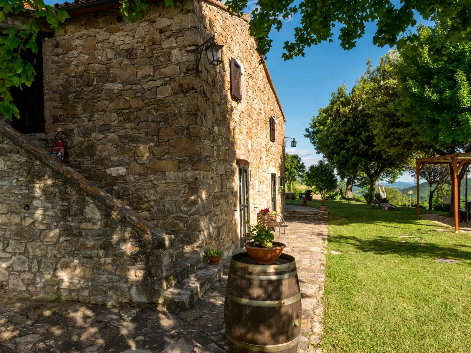 Montecavallo-Outside