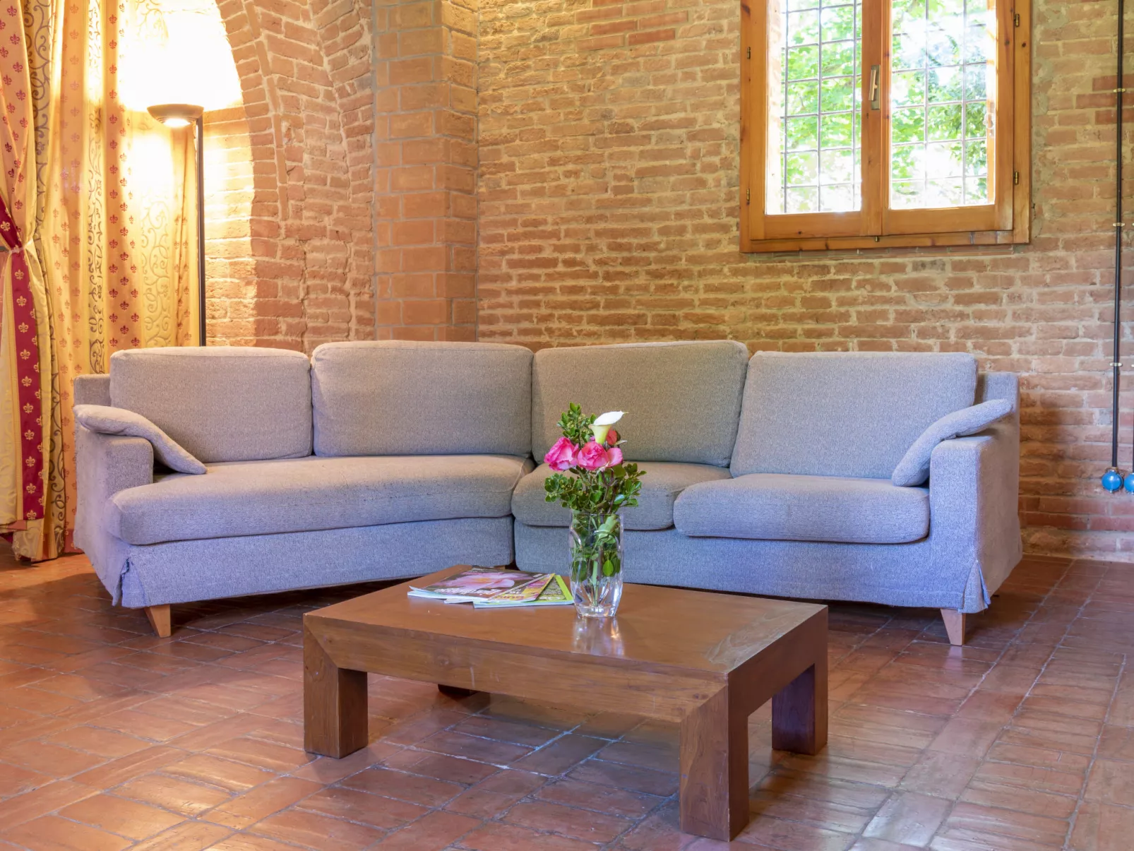 Borgo del Papa-Inside