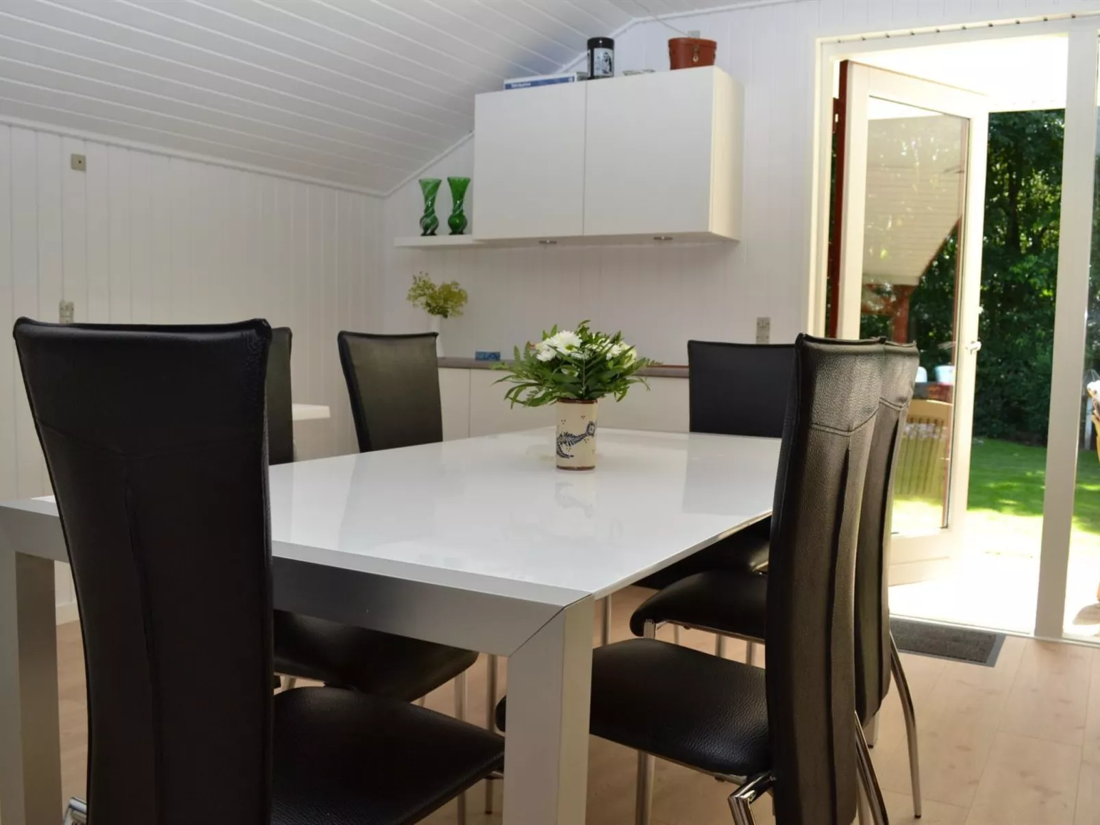 "Carlene" - 25km from the sea-Inside